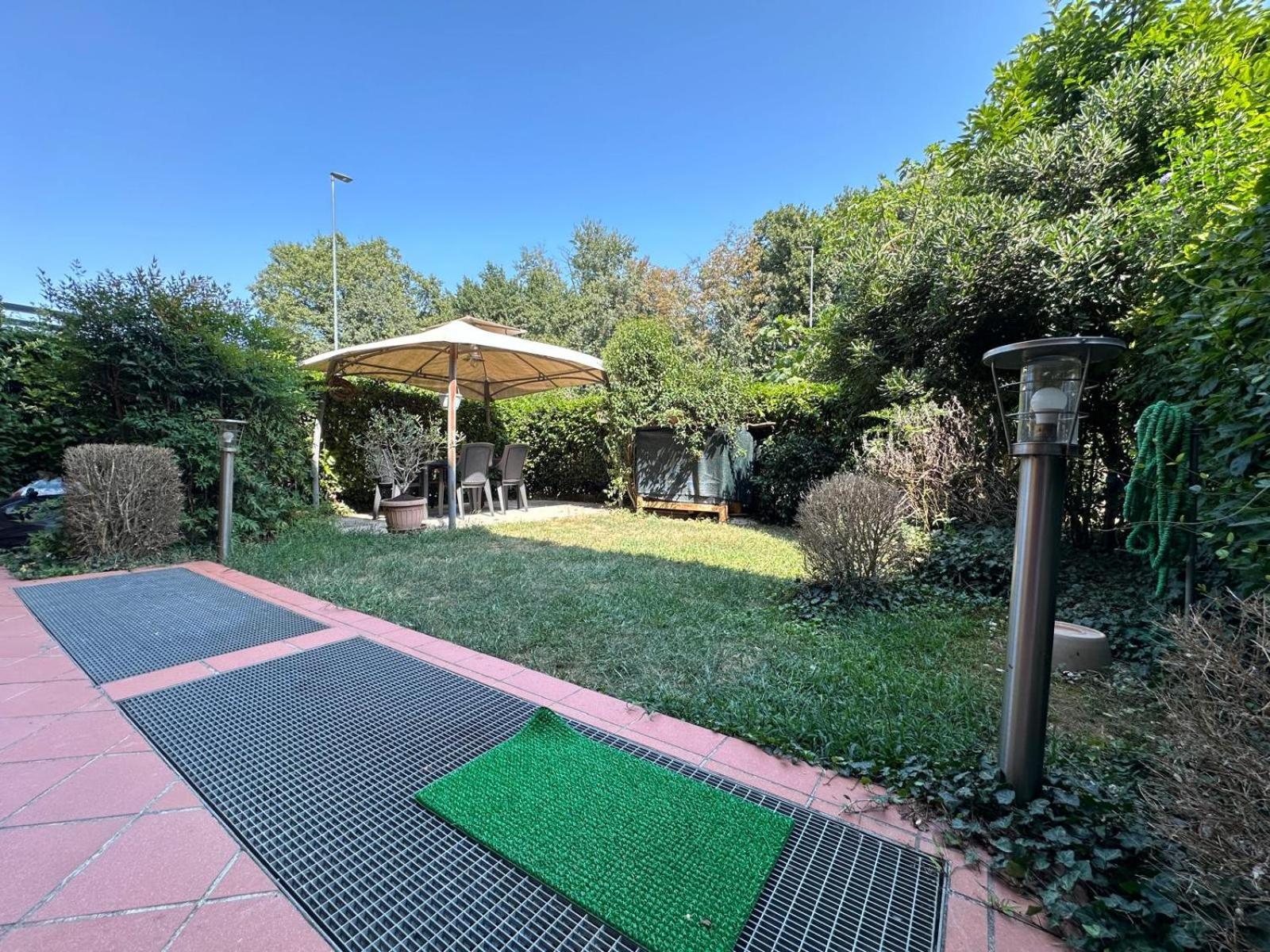 Holiday-Home-Desenzano Desenzano del Garda Exterior photo